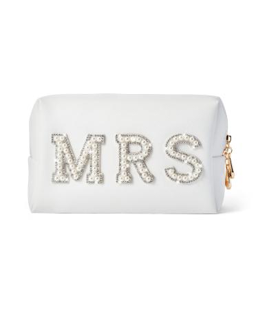 Y1tvei Bride Patch MRS Varsity Letter Cosmetic Toiletry Bag Pearl Rhinestone Letter Patches Bling Small White Makeup Bag PU Leather Waterproof Portable Zipper Purse Travel Organizer for Women Girls