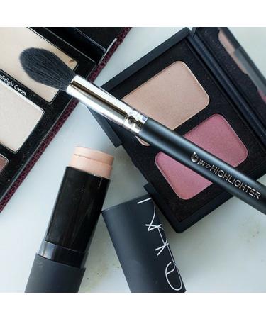 Professional Tapered Highlighter Brush | Vegan & Cruelty-Free Makeup Brush for Cheekbones Contour Blush & Bronzer - Ideal for Cream Powder & Mineral Cosmetics - Buy Online on GoSupps.com