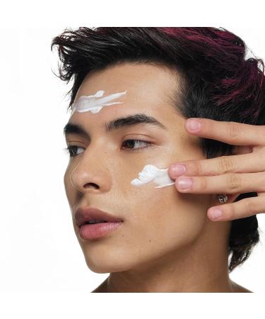 dermaGEEK Moisturizing Combo Gift Set | SPF 30 Sunscreen + Night Cream | Nourishing Facial Moisturizer 1.7 FL OZ + Trial Size 2 Piece Set - Buy Online on GoSupps.com