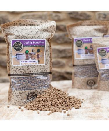 Cotswold Granaries Duck & Swan Food All-Natural Floating Mix with Vitamins for Waterfowl 700g Duck 700 g (Pack of 1) - Buy Online on GoSupps.com