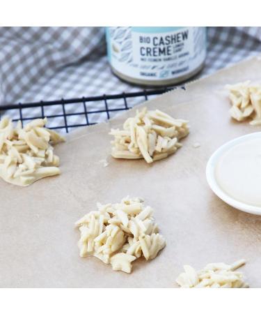 Organic Workout Bio-Cashew with Vanilla Aroma | Vegan | Low-Carb | Sugar-Free | 190g White Chocolate Cashew Treat - Buy Online on GoSupps.com