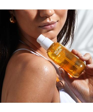 KIKO Milano Self Tan Water Body Moisturising Self-Tanning Water For The Body With Hyaluronic Acid - Buy Online on GoSupps.com
