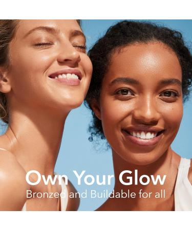 Dr. Dennis Gross Glow Pad Self-Tanner for Body Exfoliating & Anti-Aging Towelette with AHAs & BHAs, Buildable Natural Glow, Hydrating & Streak-Free Application, 8 Towelettes - Buy Online on GoSupps.com