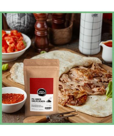  Spicy Welt Spicy Welt Chili Pul Biber Flakes (1kg) Chili flakes for grilled meats roasted vegetables homemade fries sauces - Buy Online on GoSupps.com
