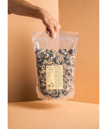 KoRo - Salad seed mix - 1 kg - varied mix with edamame beans and pine nuts - rich in unsaturated fatty acids - protein source - bulk packaging at a great price - Buy Online on GoSupps.com