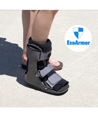 Adolescencia Peatonal crucero ExoArmor Superlight Walking Boot for Sprained Ankle, Foot Brace for Injured  Foot, Stress Fracture, Broken Foot or Plantar Fasciitis. Air Liner. Short  (Medium) Medium (Pack of 1)