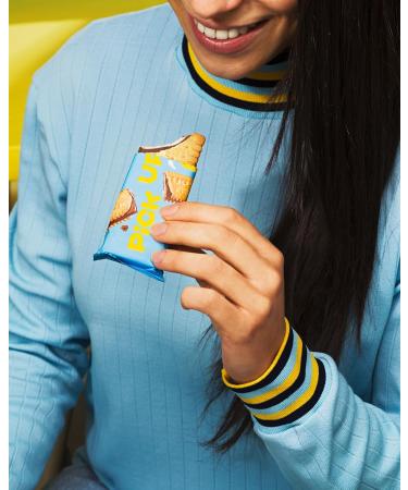 PiCK UP ChocoundMilk Milk Chocolate and Milk Cream Cookie Bars Pack of 5 (5 x 28 g) - Buy Online on GoSupps.com