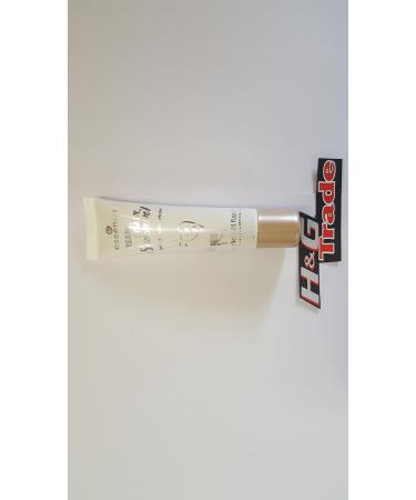 Essence Ready Steady Summer!Tinted Moisturizer SPF20 No. 01 They See Me Rolling I'm Skating Contents: 30ml tinted moisture cream with a touch of color for a natural look.