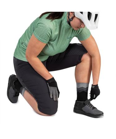 Buy Endura Men's Jagged Cycling Socks L-XL Black | Best International Shipping & Quality Cycling Gear - Buy Online on GoSupps.com
