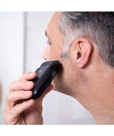 MANSCAPED The Handyman Travel Duo includes The Weed Whacker 2.0 Nose & Ear Hair Trimmer and Portable Men s Compact Facial Hair Shaver with Long-Hair Leveler & Foil Blades - Buy Online on GoSupps.com