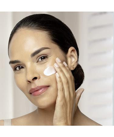 Pond's Anti-Wrinkle & Eye Cream Duo - Rejuvenating Anti-Aging Moisturizer with Vitamin B3 & Retinol Complex - Buy Online on GoSupps.com