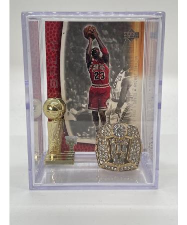 Chicago Bulls Replica NBA 1998 Championship Ring Trophy Shadowbox w/Michael Jordan Card