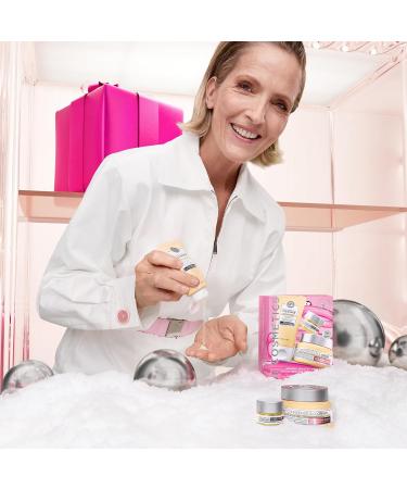 IT Cosmetics Unwrap Healthy Hydration Anti-aging Skincare Set 3-Pc Holiday Giftset for Her - Confidence in a Cream Face Moisturizer (Full Size) & Gentle Facial Cleanser & Smoothing Eye Cream - Buy Online on GoSupps.com