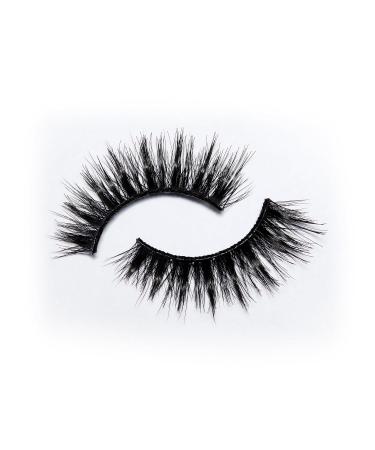 Eylure Dramatic 126 False Strip Lashes - Buy 1 Pack for Ultimate Glam | International Shipping Available - Buy Online on GoSupps.com