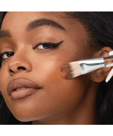 Clinique Foundation Blending Brush for Liquid Powder & Cream - Achieve Buildable Coverage - Buy Online on GoSupps.com