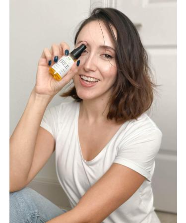 Isabella s Clearly FREE Natural Anti Dandruff Oil | Itch Relief for Dry Scalp Itchy Scalp | Jojoba Cedarwood Manuka Tea Tree Oils | For Adults and Kids Made in USA 120 ml (Pack of 1) - Buy Online on GoSupps.com