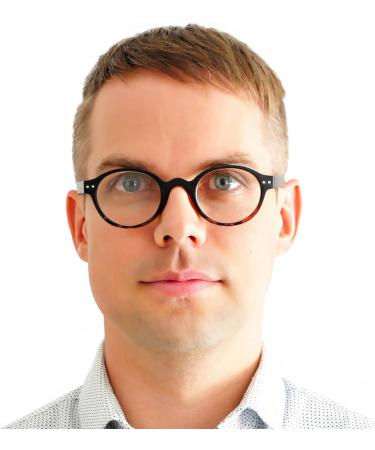 Buy Mini Round Oval Reading Glasses - Vintage Leopard Pattern 1.5 Diopter - Stylish Reading Aid for Men & Women - Buy Online on GoSupps.com