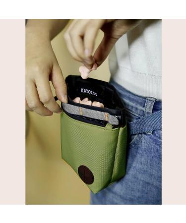 Katozoo Dog Training Treats with Clickers & Magnetic Closure Bag - Free-Handed Training in Green | International Shipping - Buy Online on GoSupps.com