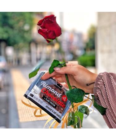 Kookie Cat Vegan Vanilla Chocolate Chip Cookies Individually Wrapped Gluten Free Soy Free Organic & Organic Cashews & Oats - 12 X 50g Multipack - Buy Online on GoSupps.com