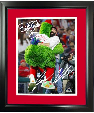 Framed baseball photo by Phillie Phanatic & Jason Kelce dual faksimile laser engraving autograph Philadelphia Phillies 30.5 x 38.1 cm baseball photo Hofsm Holo