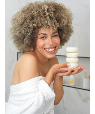 Bee Nature - 2 in 1 Exfoliating Soap with Aluminum Soap Dish - Organic Honey - Ingrown Hairs Psoriasis - Natural with Poppy Seeds - YUKA 100/100-100g - Buy Online on GoSupps.com