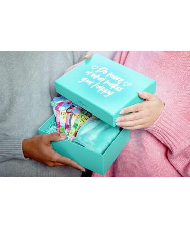 7th Heaven Beauty Box of Treats Gift Set | 8 Face Masks Inspirational Box & Cleansing Cloth - Perfect International Gift - Buy Online on GoSupps.com