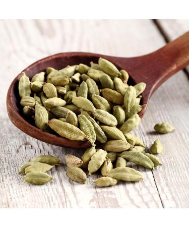 Nature Kitchen Cardamom Pods Green 250g - Gluten-Free & Vegan Seasoning Spices - Ideal for Everyday Cooking, Marinades, Sauces, Frying, Baking, Grilling - Large Bag of Herbs - Buy Online on GoSupps.com