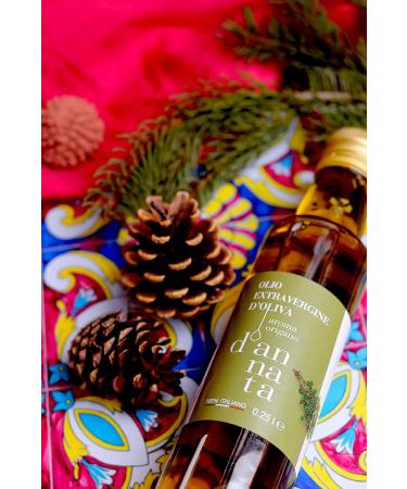d annata Dannata Condiment based on extra virgin olive oil flavored with oregano 1 bottle CL25 - Buy Online on GoSupps.com