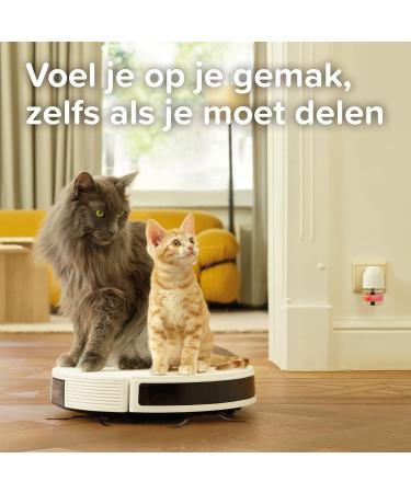 BEAPHAR CATCOMFORT Excellence - Electric Pheromone Diffuser for Cats Reduces Stress and Unwanted Behaviors without Dependence or Drowsiness 1 Plug and 1 Refill of 48 ML - Buy Online on GoSupps.com