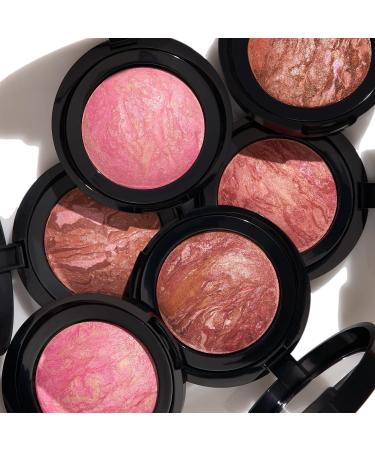 LAURA GELLER NEW YORK Baked Blush-n-Brighten 05 Sunswept - Dermatologist Approved Marbleized Blush with Creamy Lightweight Satin Finish - Buy Online on GoSupps.com