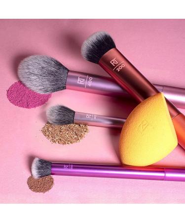 Real Techniques Everyday Essentials + Eye Shade + Blend Brush Set Everyday Essentials Set + Shade - Buy Online on GoSupps.com
