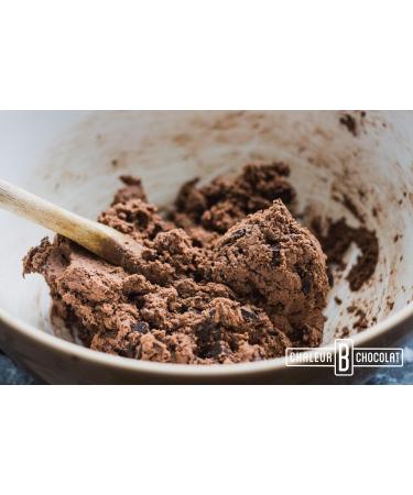 Handcrafted Organic Chocolate Chips - Nicaruja 62% Cocoa - 1kg - Chaleur B Chocolat - Buy Online on GoSupps.com