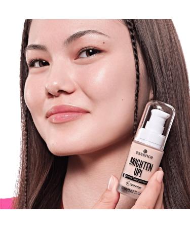  essence essence BRIGHTEN UP! Perfecting primer hydrating covering priming natural (20ml) - Buy Online on GoSupps.com