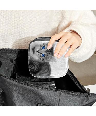 Buy Women's Cute Cat Storage Pocket Stillpad Keeper - Portable Period Kit & Feminine Product Bag | International Shipping Available - Buy Online on GoSupps.com