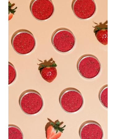 KoRo - Freeze Dried Strawberry Powder 250g - Powder made from 100% strawberries with no additives perfect for smoothies and baking - Buy Online on GoSupps.com