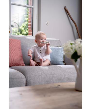 VULLI Sophie la Girafe Teething Ring & Gift Box - Soft Safe Baby Teether - 1 x 9 x 12 cm - International Shipping Available - Buy Online on GoSupps.com