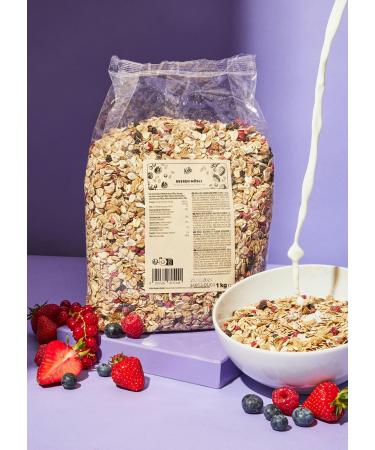KoRo - Red Fruit Muesli with Crispy Spelt Flakes 1kg - Dried Berries - Various Whole Grain Flakes - No Added Sugar (Contains Naturally Occurring Sugar)