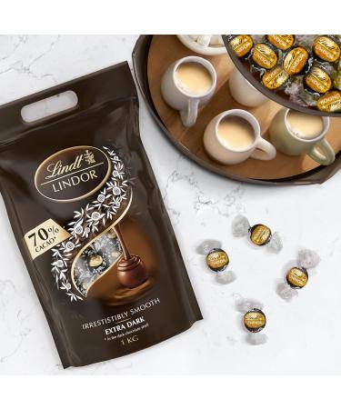 Lindt - Sachet Grand format LINDOR - Chocolat Noir 70% Cacao - C ur Fondant 1Kg (Lot de 2) - Buy Online on GoSupps.com