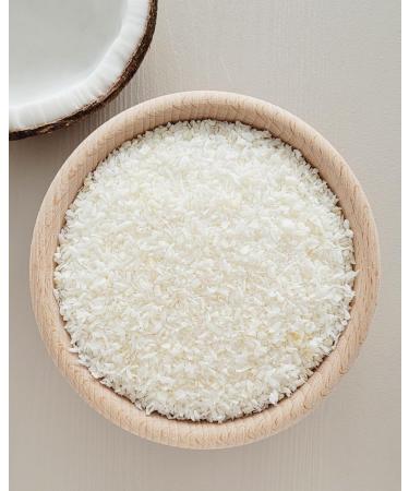 Coconut Flakes 500g - 100% Pure & Natural | Green Essence | Versatile Uses & Additive-Free - Buy Online on GoSupps.com