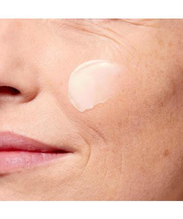 Buy CLARINS Super Restorative Day Cream SPF 15 | Anti-Aging Moisturizer for Mature Skin | Replenish Illuminate & Reduce Wrinkles - International Shipping Available - Buy Online on GoSupps.com