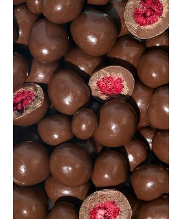  KoRo KoRo - Freeze-dried milk chocolate coated raspberries 1kg - Sweet sweetness - Crunchy chocolate coating - As a snack topping or gift - Buy Online on GoSupps.com