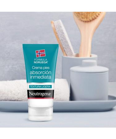 Neutrogena Norwegian formula immediate absorption light texture almond 2 x 100 ml - Buy Online on GoSupps.com