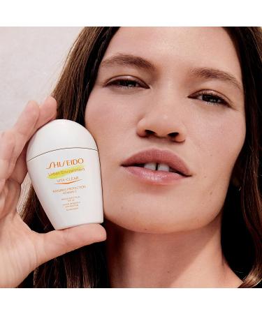 Shiseido Urban Environment Vita-Clear Sunscreen SPF 42 - 30 mL - Vitamin C Infused - No-Shine Makeup Effect - Non-Comedogenic - Buy Online on GoSupps.com