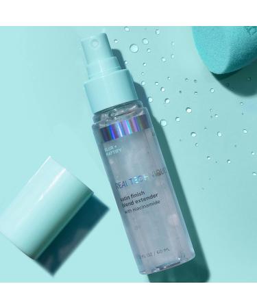 Real Techniques Sponge+ Makeup Setting Spray for Face with Niacinamide - Mattifying Formula - Buy Online on GoSupps.com