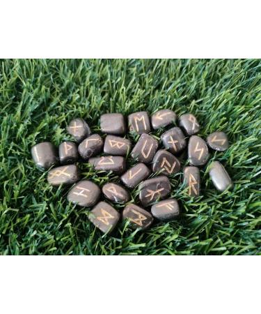 Sharvgun Lot de 25 pierres runiques en pyrite dor e avec tableau en bois MDF runique grav lettrage symbolique pa en velours noir/rouge pochette incluse bo te cadeau - Buy Online on GoSupps.com