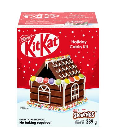 KIT KAT KITKAT Holiday Cabin Kit Christmas Chocolate Everything Included KITKAT Milk Chocolate Wafer Bars & KITKAT Mini Bars SMARTIES Icing & Sprinkles No Baking Required 389 g