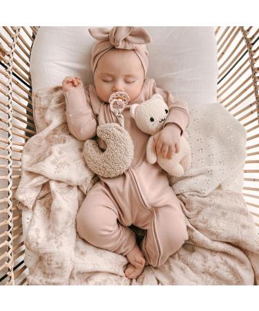 Newwyt Baby Pacifier Clip Chain - Soft Moon-Shaped Holder & Hanging Ornament for Newborns - International Shipping Available - Buy Online on GoSupps.com