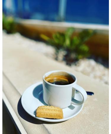 Premium Italian Espresso Coffee Beans - Medium Roast - Arabica & Robusta Blend - Rich Cocoa and Chocolate Notes - 1kg Bag for Everyday Brewing - Buy Online on GoSupps.com