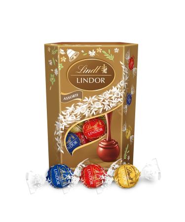 Lindt - Cornet LINDOR - Assortment of Milk, Dark and White Chocolates, Ideal for Easter, 200g