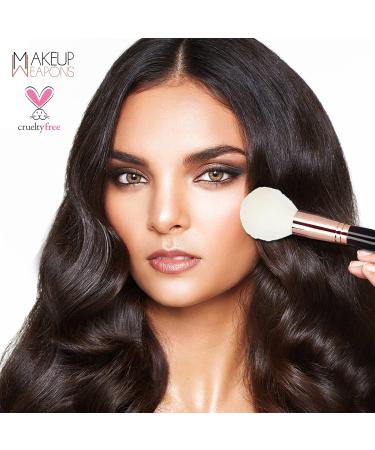 Professional Tapered Blending Brush | Eyeshadow Smudging Tool for Cream & Mineral Makeup | 1.1 Large Powder Brush - International Shipping Available - Buy Online on GoSupps.com
